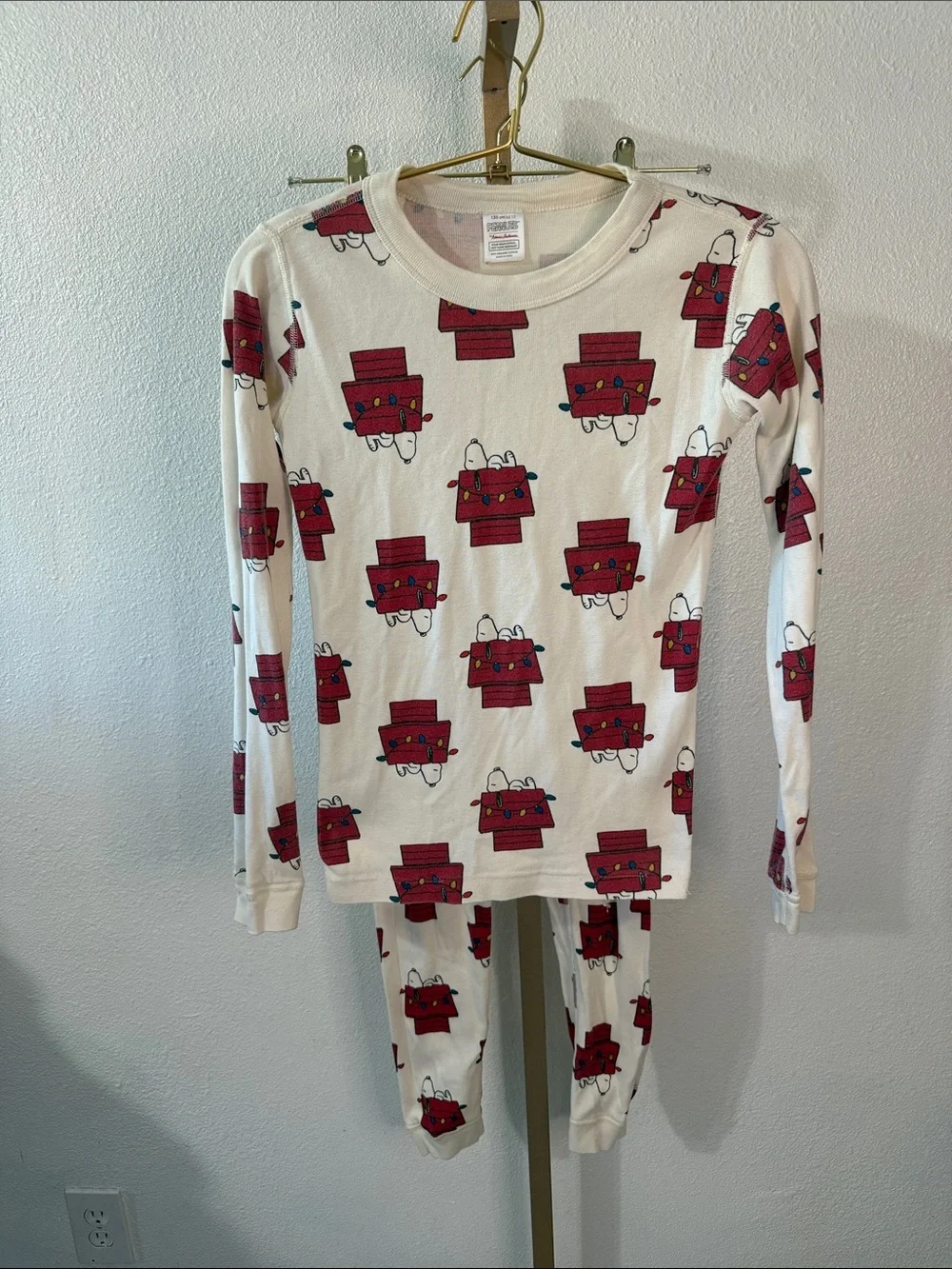 HANNA ANDERSSON X PEANUTS Long-Sleeve Pajama Set w/ Snoopy print - Size 12